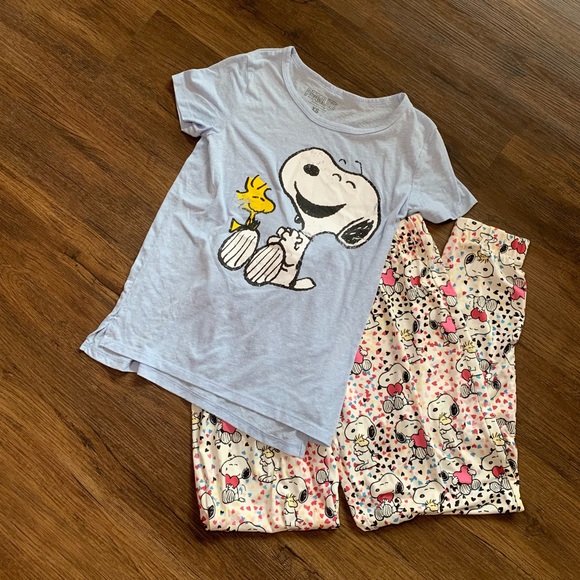 Soft & Comfy Peanuts Snoopy Pajamas Set - Blue and Pink - Picture 1 of 8